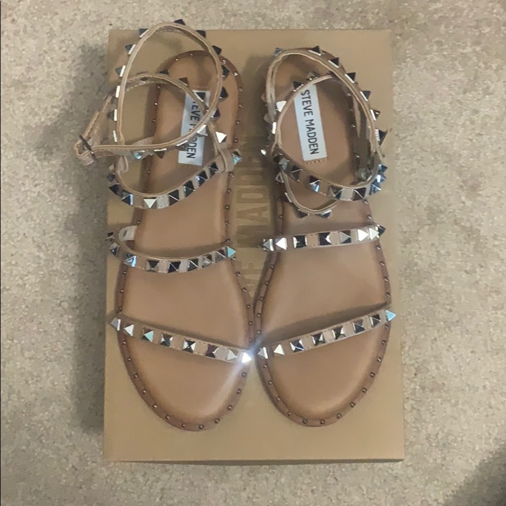 Steve Madden Travel Sandal